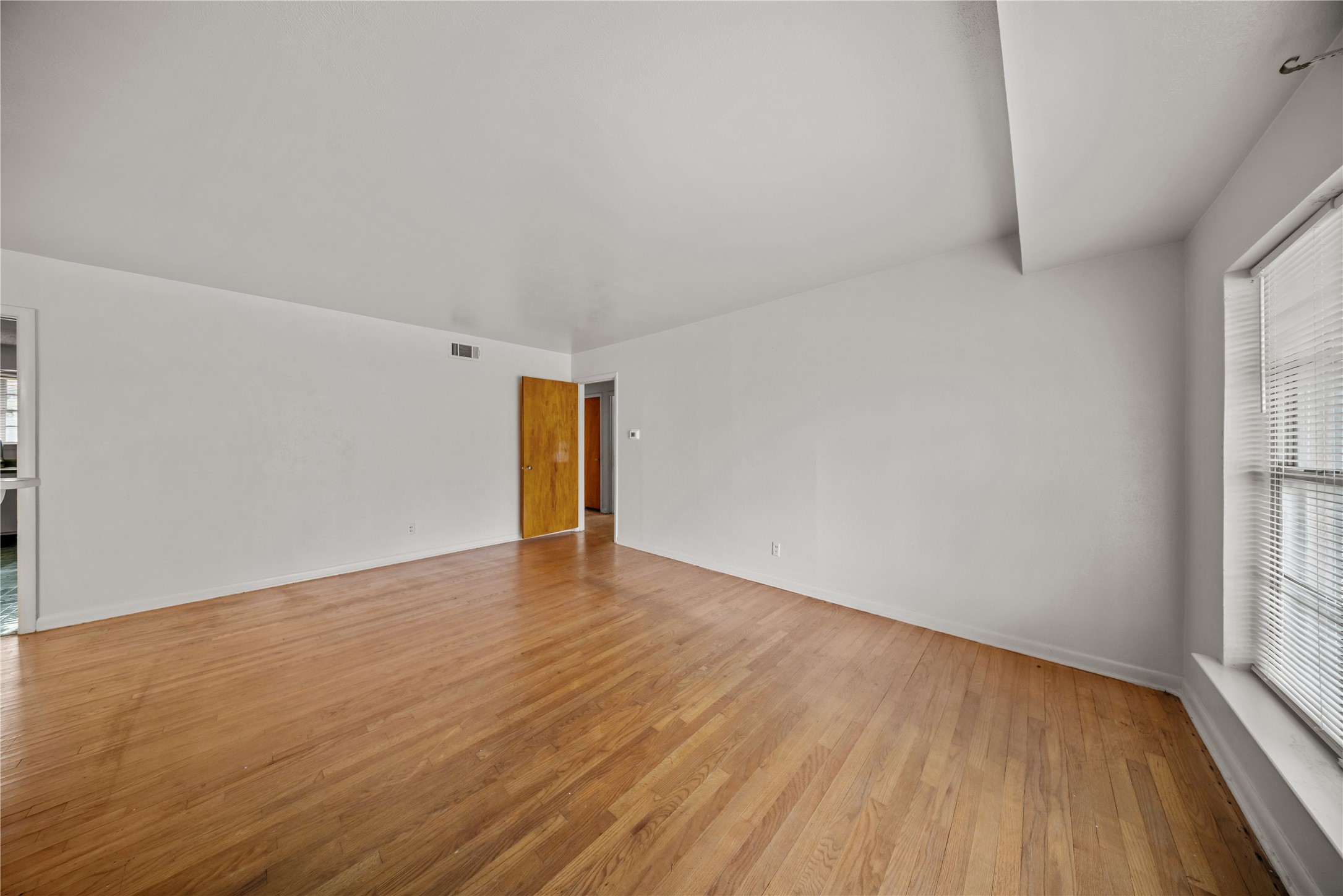 3916 Kushla Avenue Dallas TX 75216
