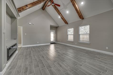 5858 Black Pine Circle Granbury TX 76048