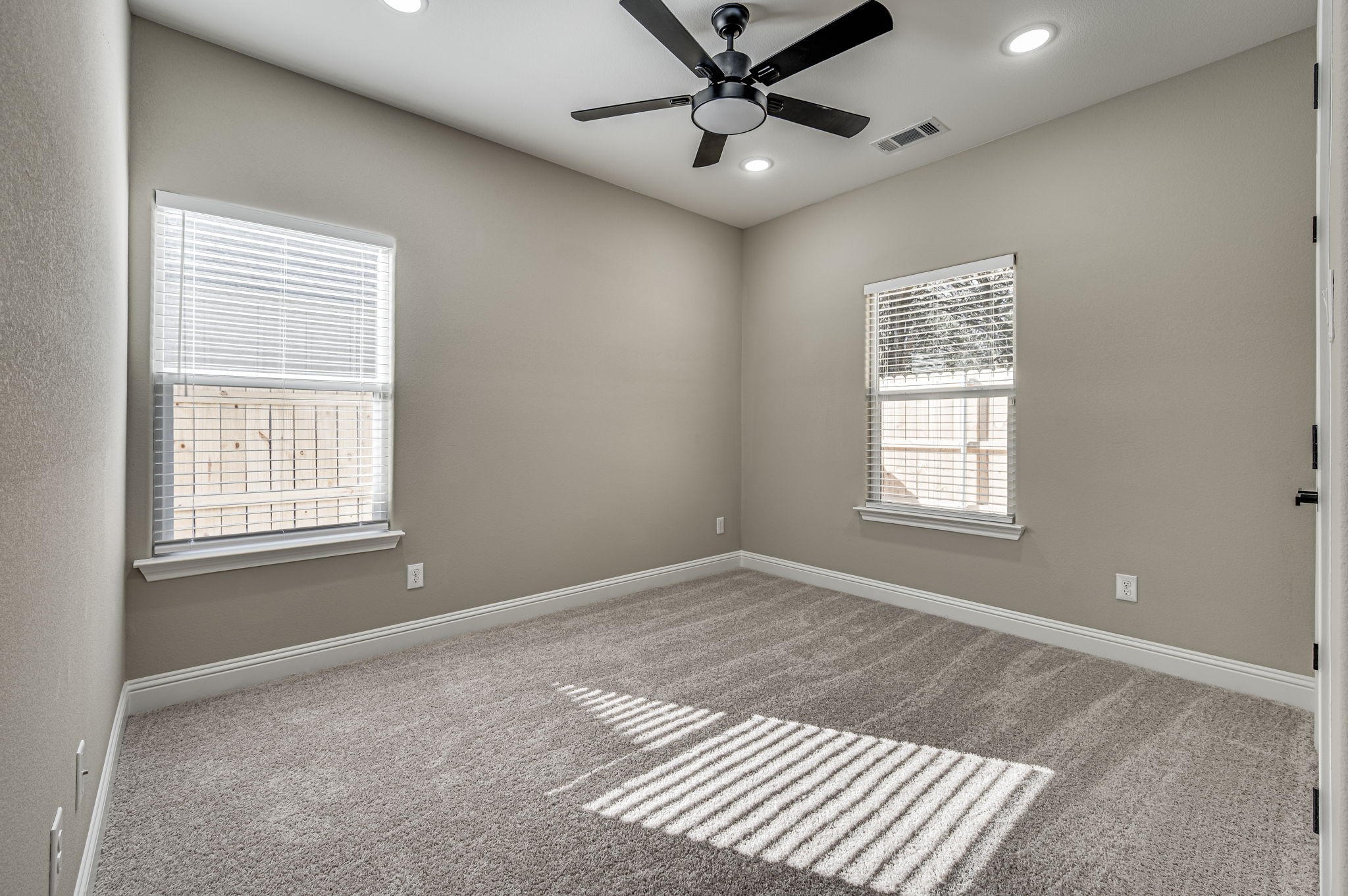 5858 Black Pine Circle Granbury TX 76048
