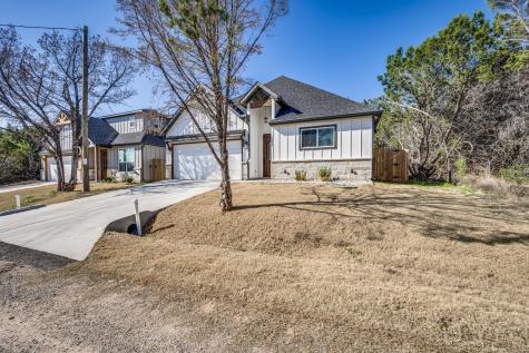 5858 Black Pine Circle Granbury TX 76048