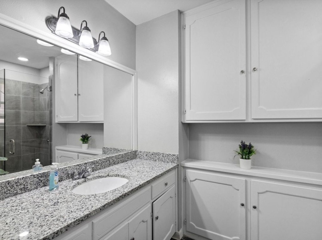 3709 Ashford Avenue Fort Worth TX 76133