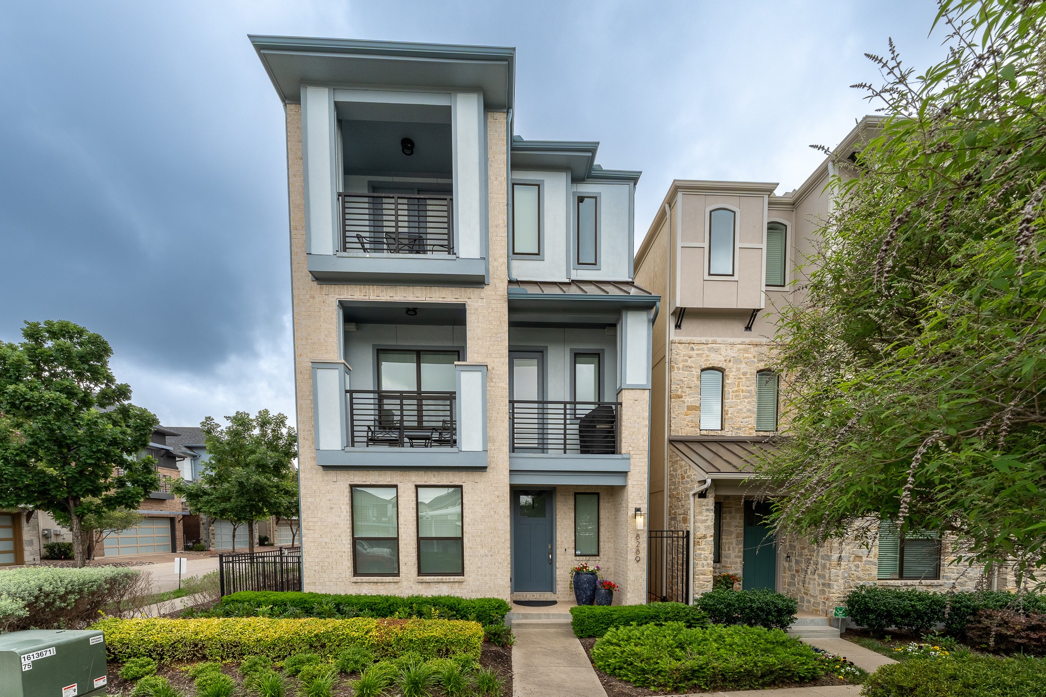 8289 Milroy Lane Dallas TX 75231