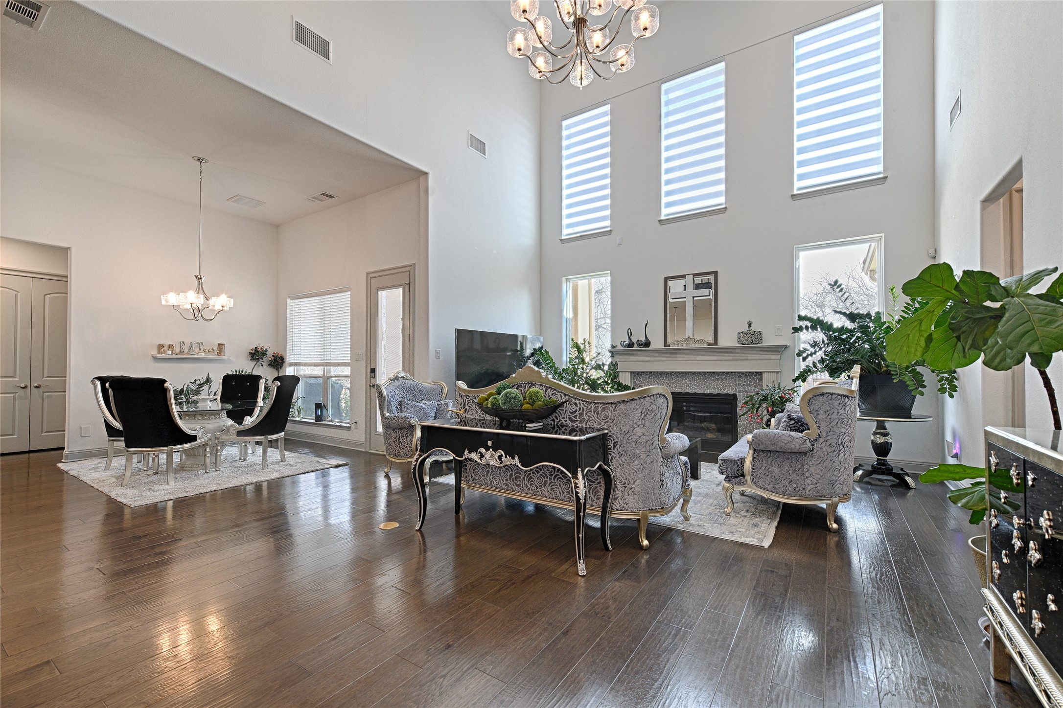 7001 Schubert Colleyville TX 76034