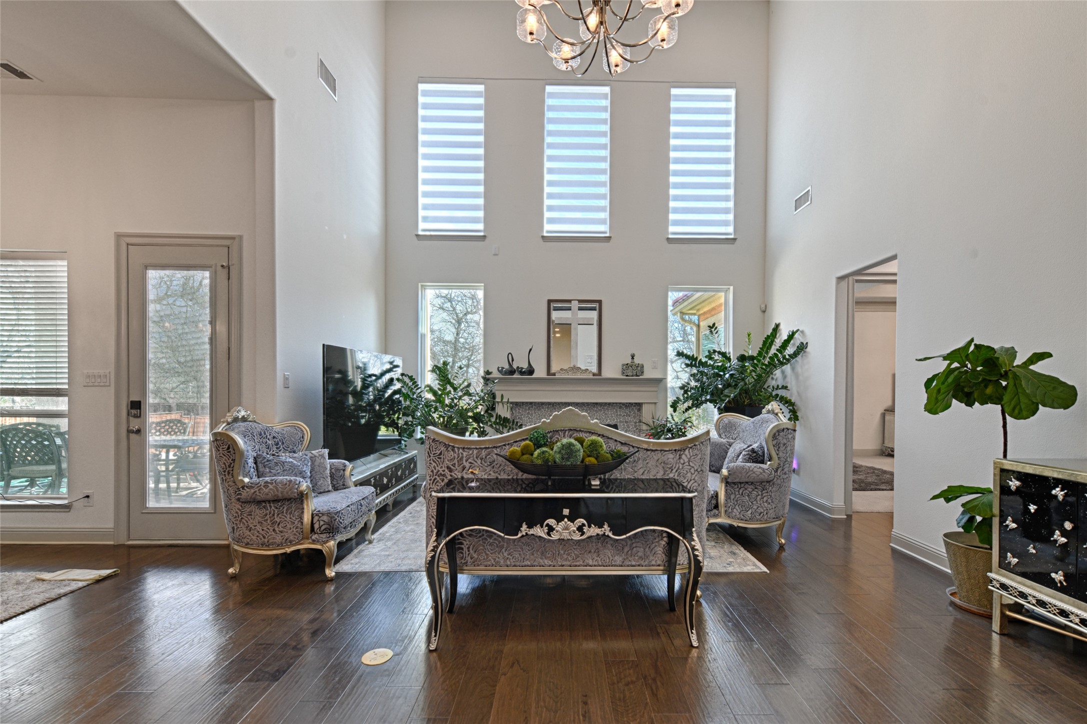 7001 Schubert Colleyville TX 76034