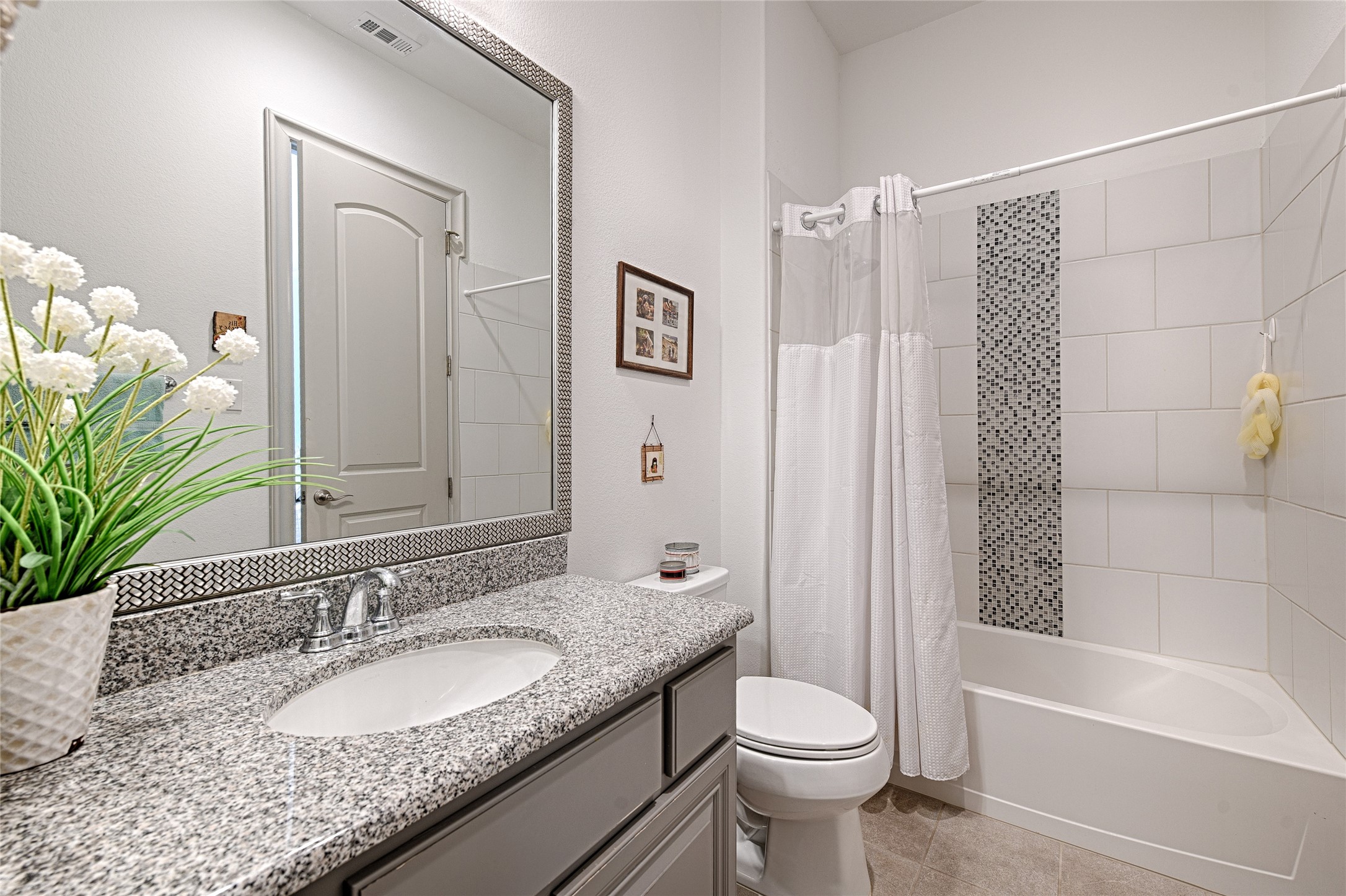 7001 Schubert Colleyville TX 76034
