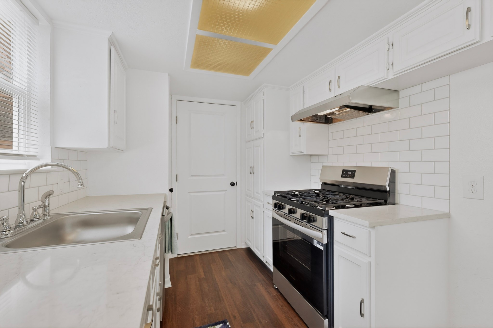 2124 Stonehenge Drive Garland TX 75041