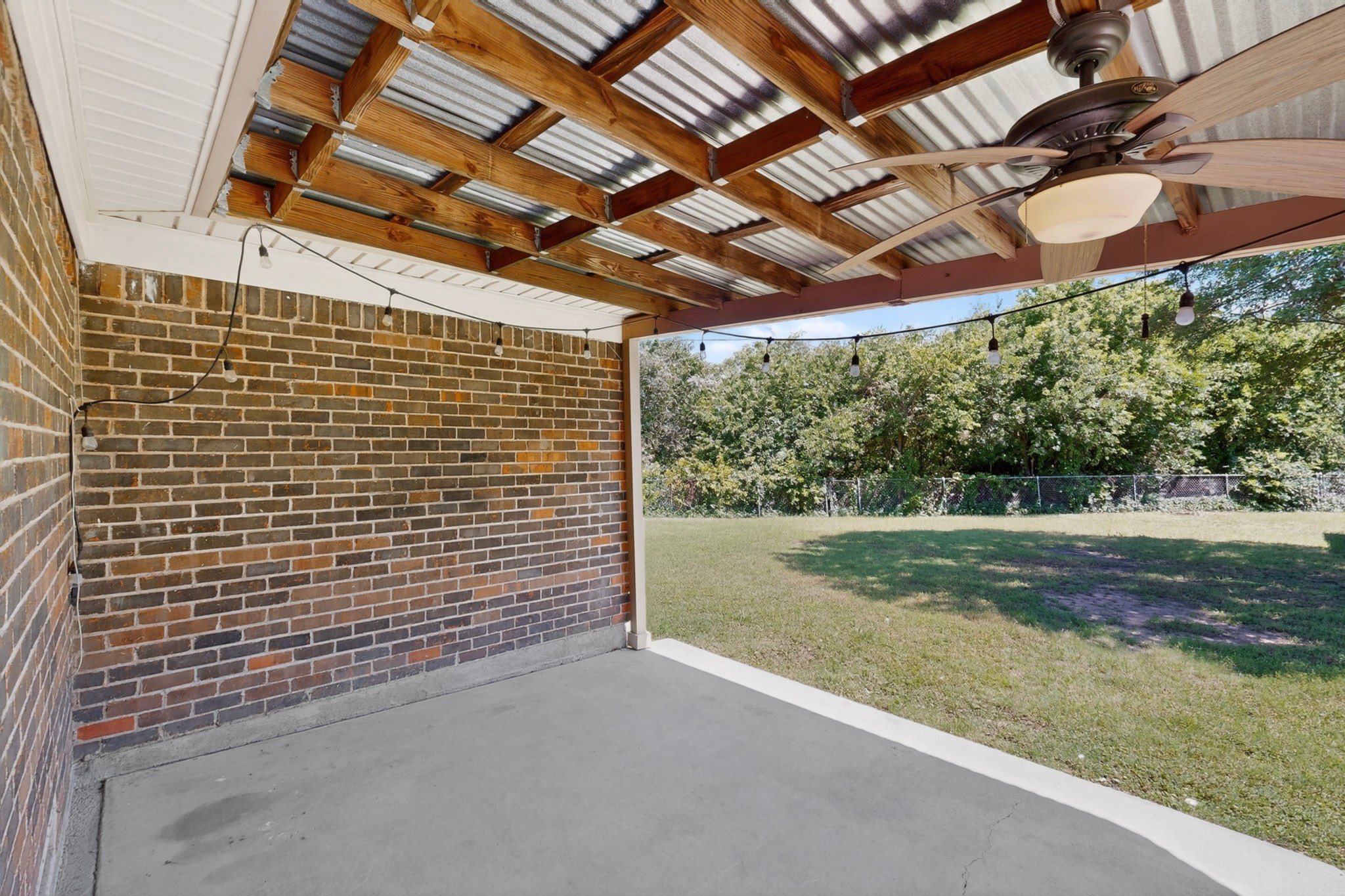 2124 Stonehenge Drive Garland TX 75041