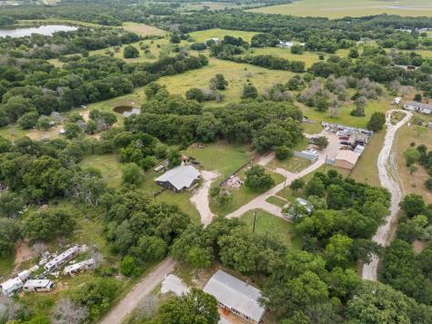 465 Frostdale Drive Elm Mott TX 76640