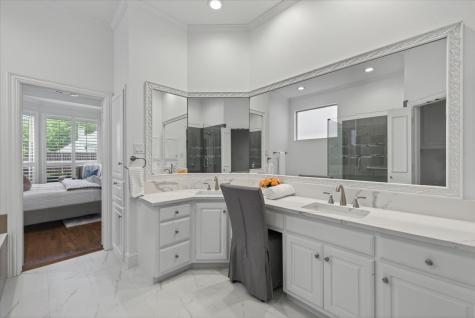 18719 Thorntree Lane Dallas TX 75252