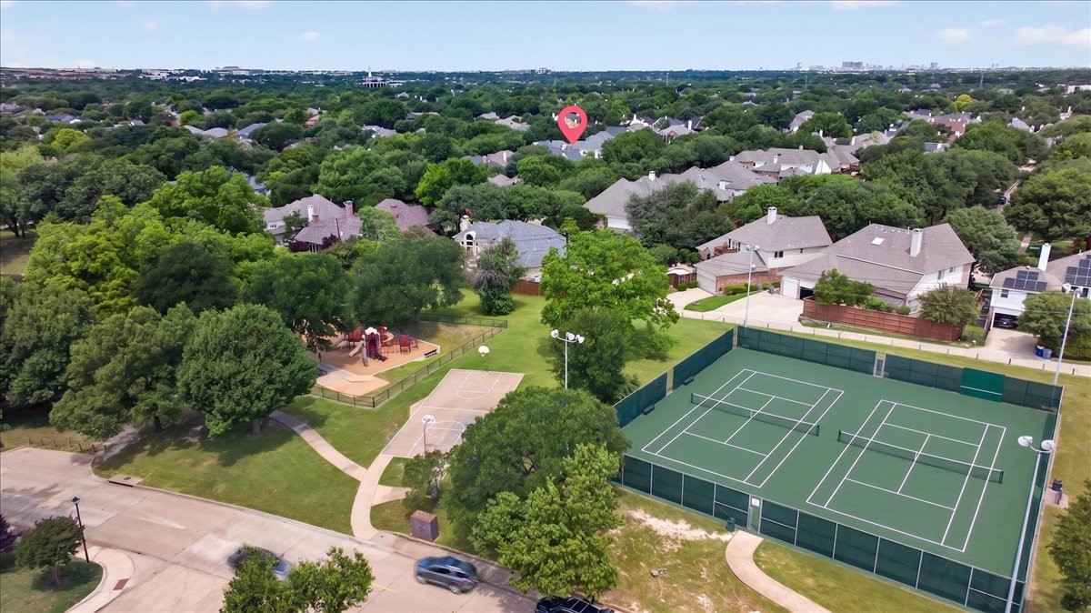 18719 Thorntree Lane Dallas TX 75252