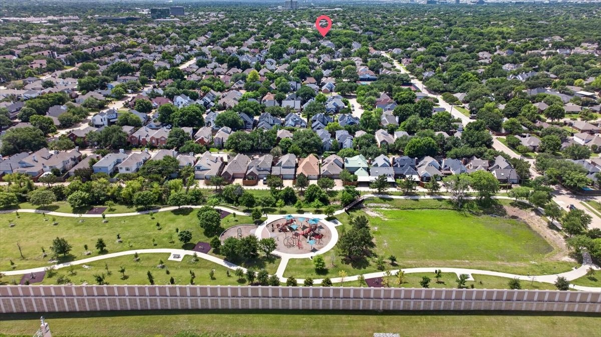 18719 Thorntree Lane Dallas TX 75252