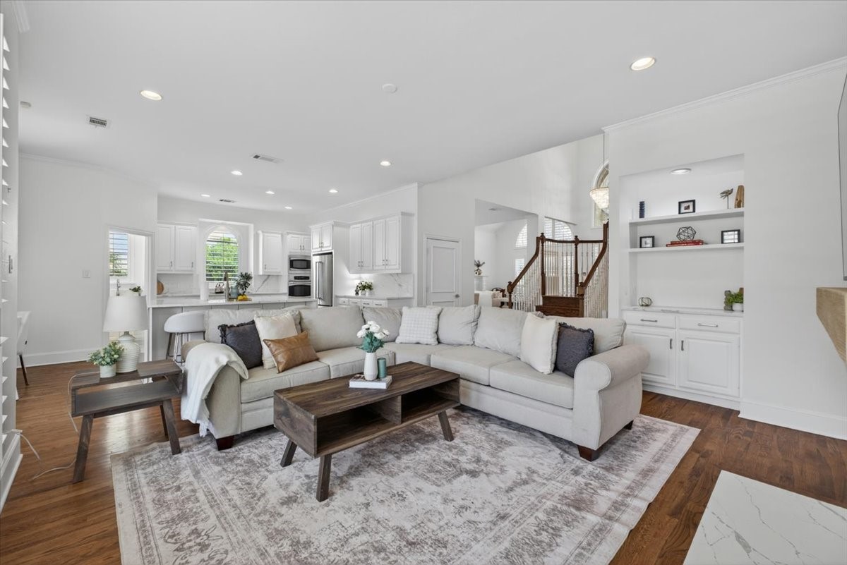 18719 Thorntree Lane Dallas TX 75252