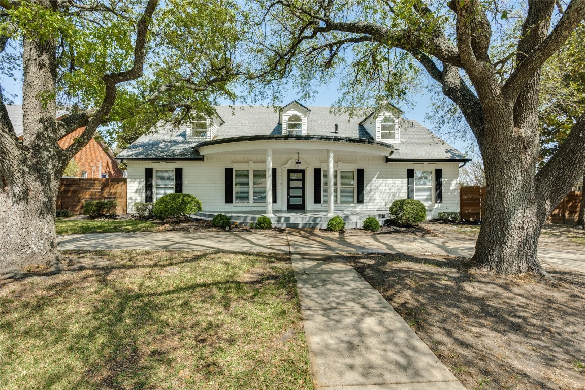 1705 Dakota Drive Garland TX 75043