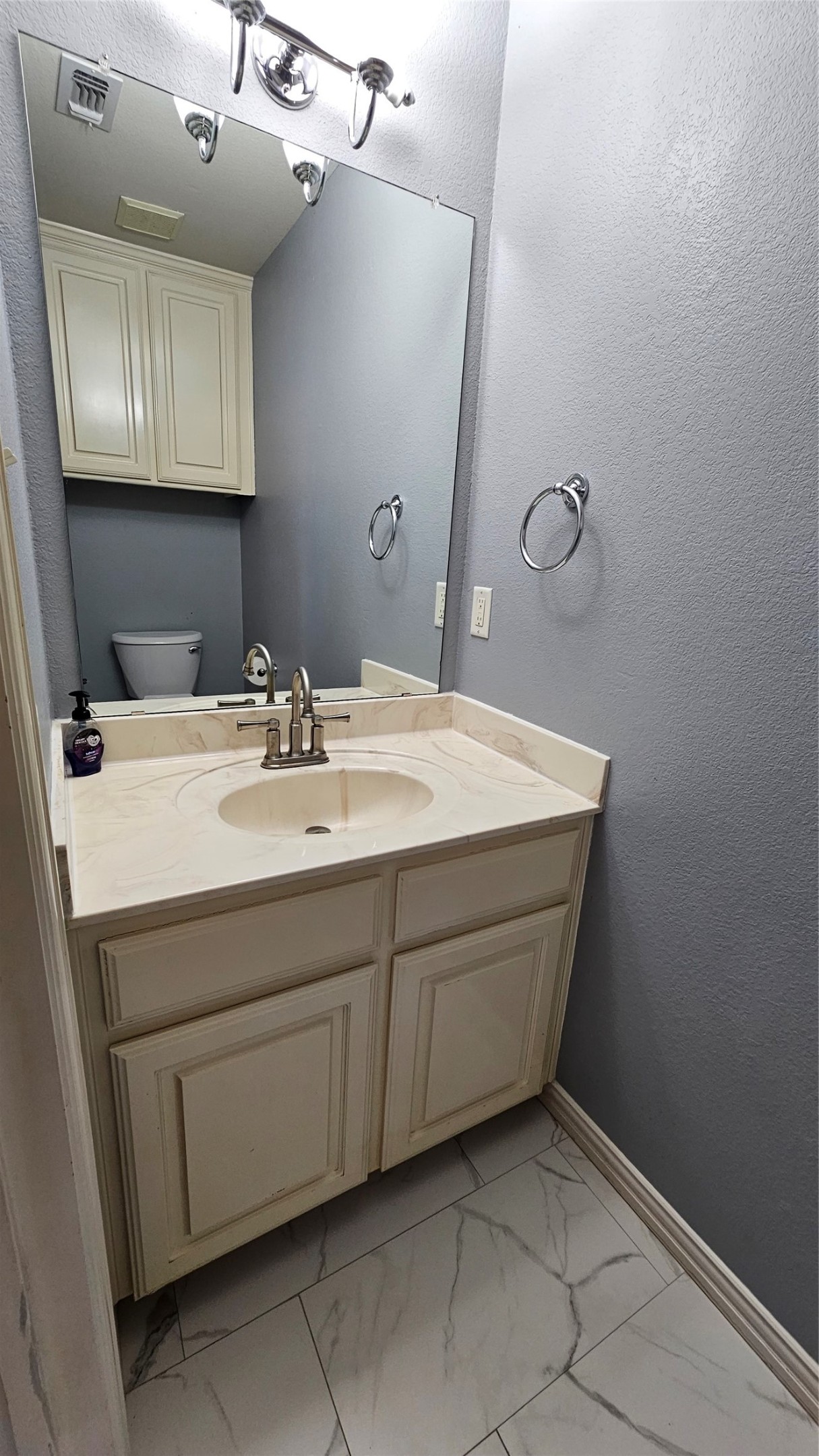 611 Gladness Rhome TX 76078