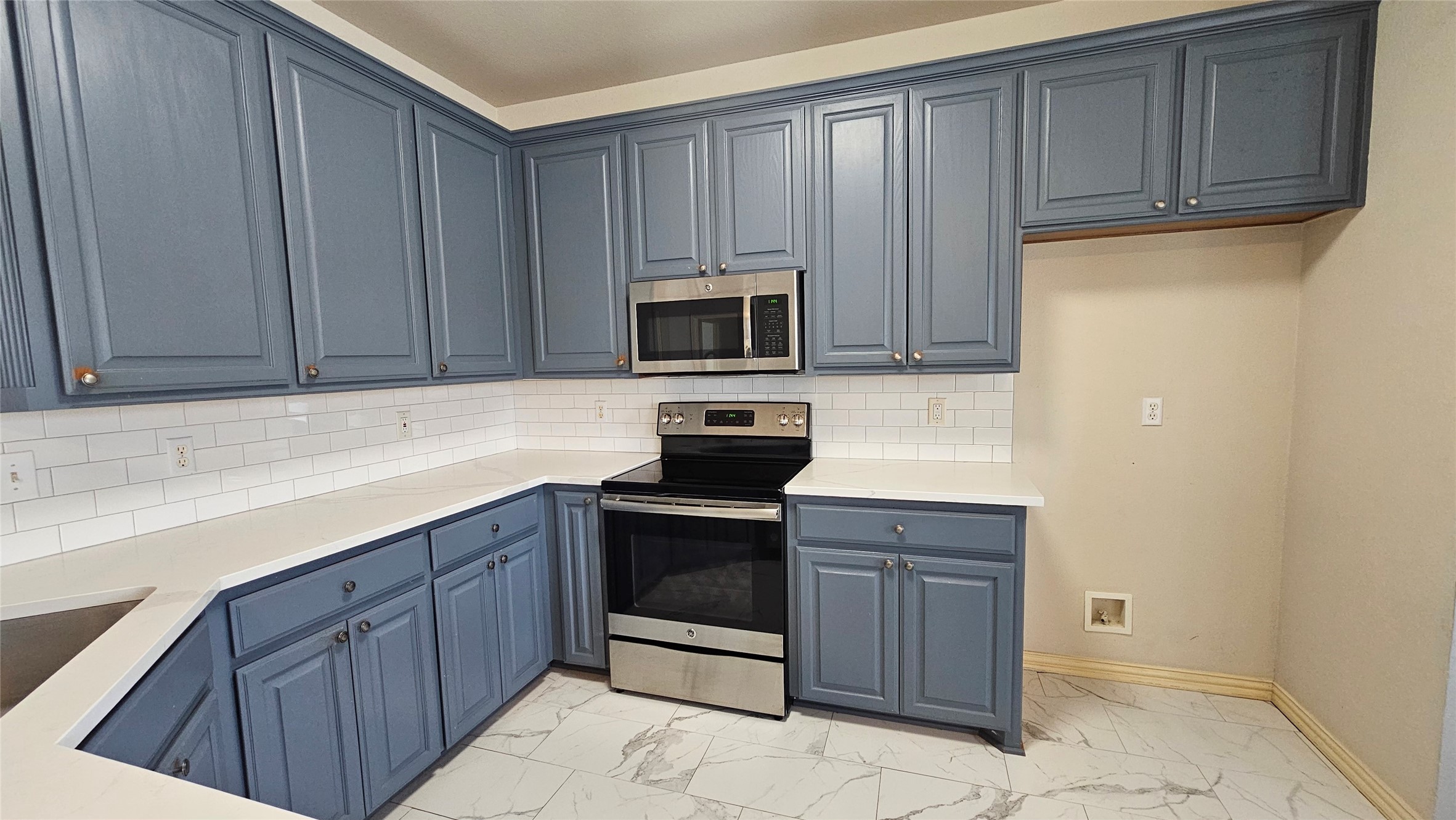 611 Gladness Rhome TX 76078