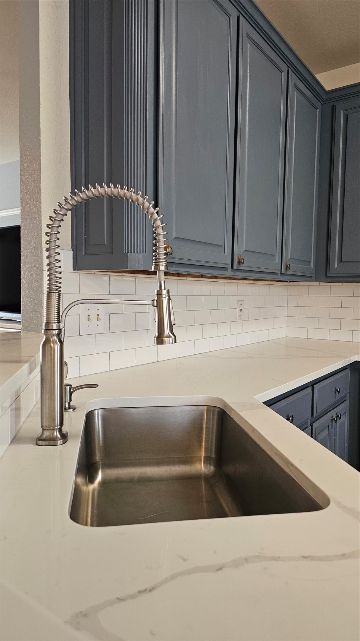 611 Gladness Rhome TX 76078