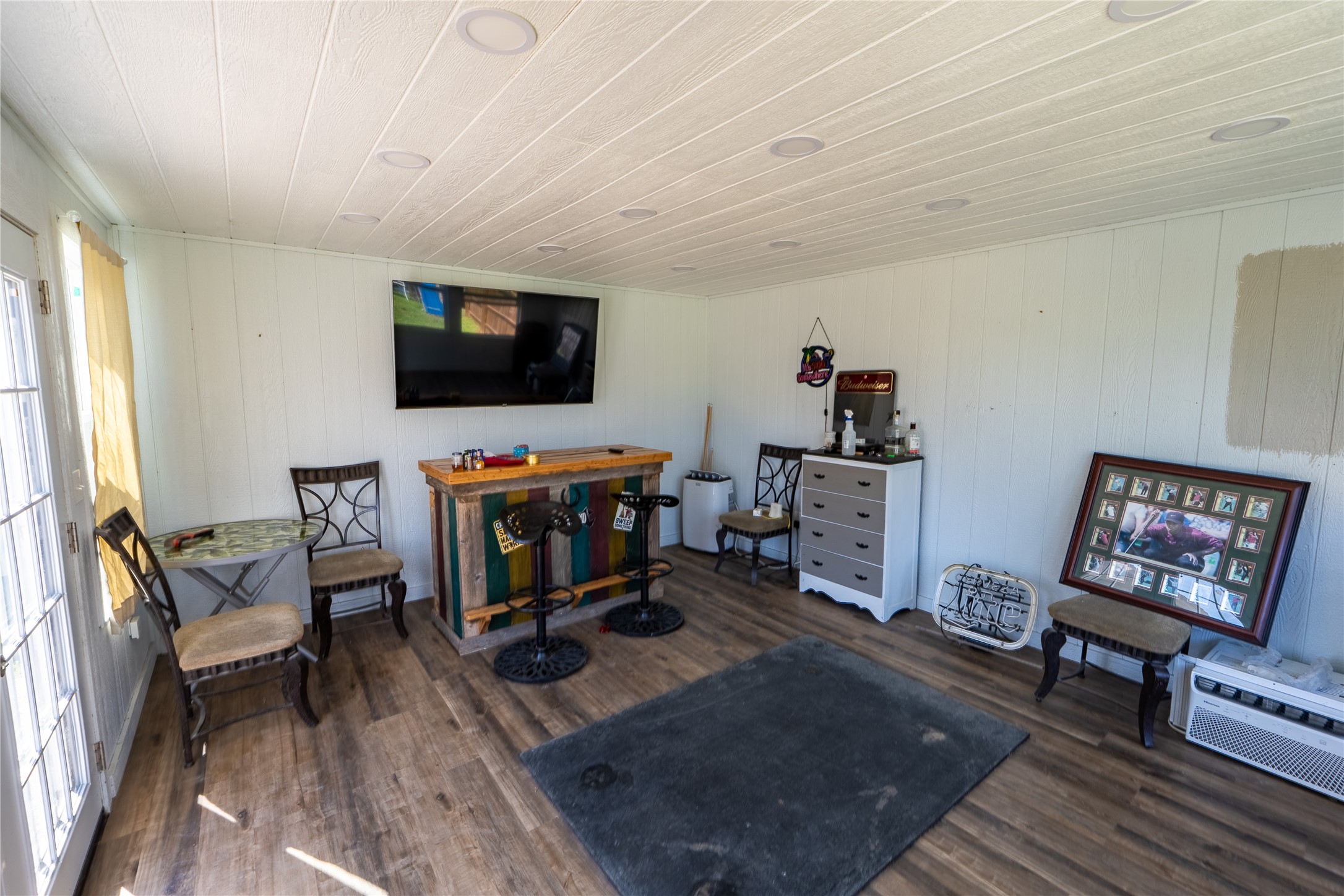 611 Gladness Rhome TX 76078