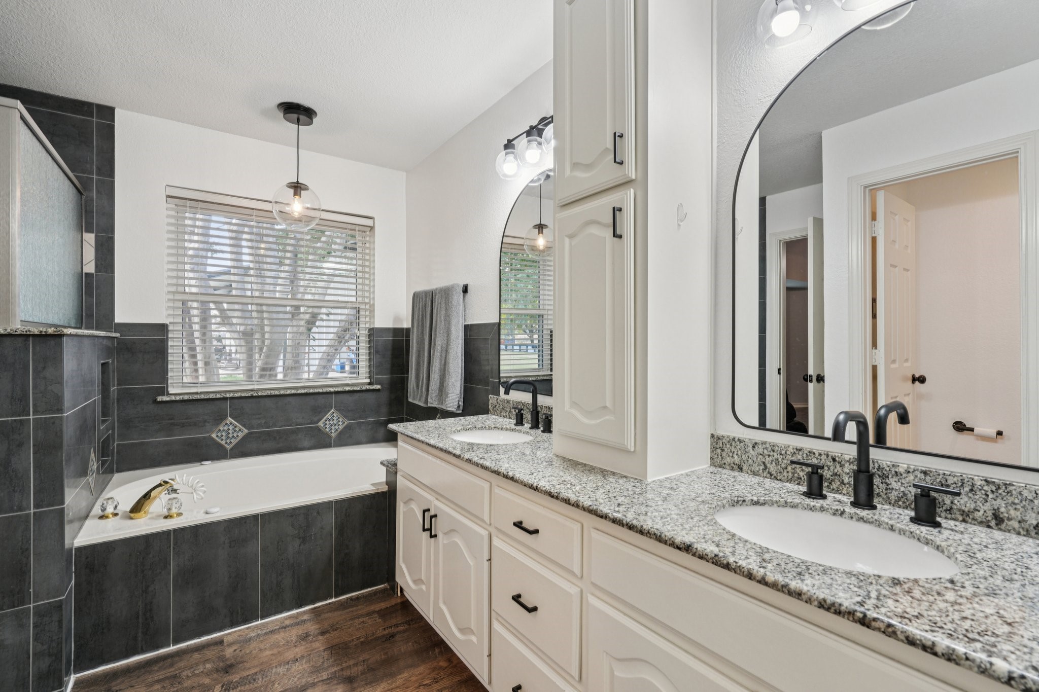 10072 Manor Way Forney TX 75126