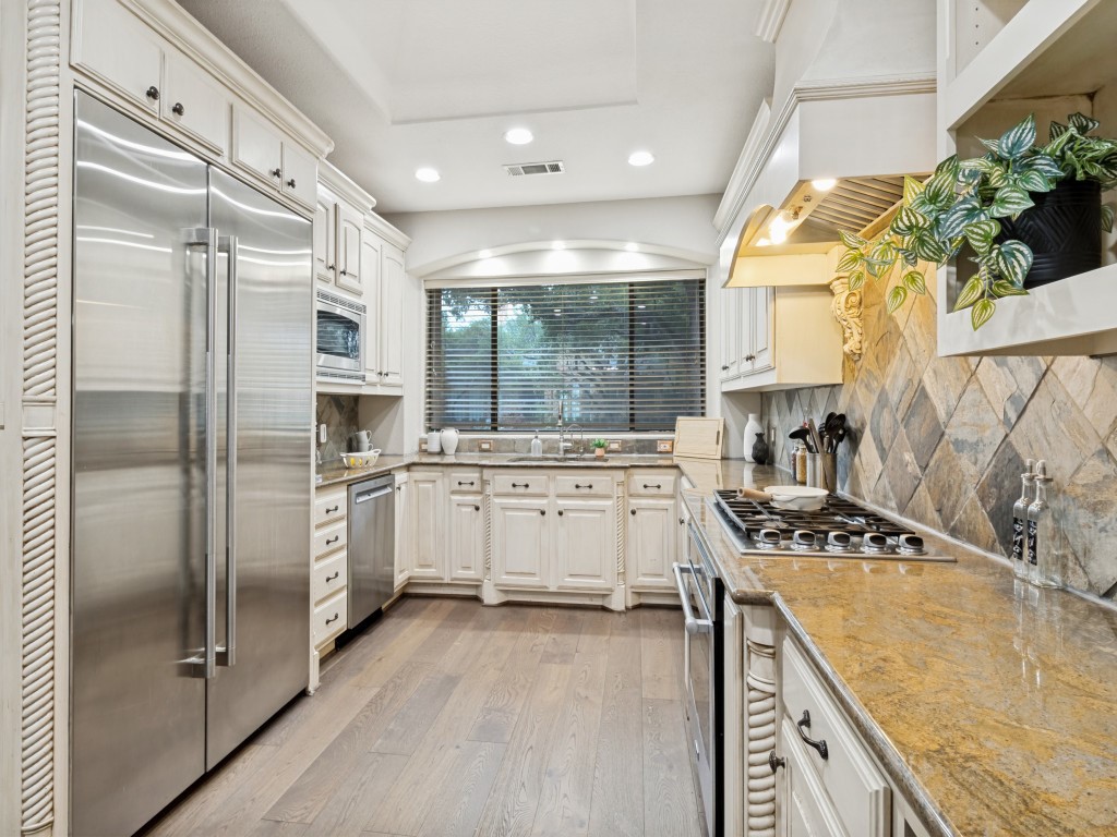 12515 Degas Lane Dallas TX 75230