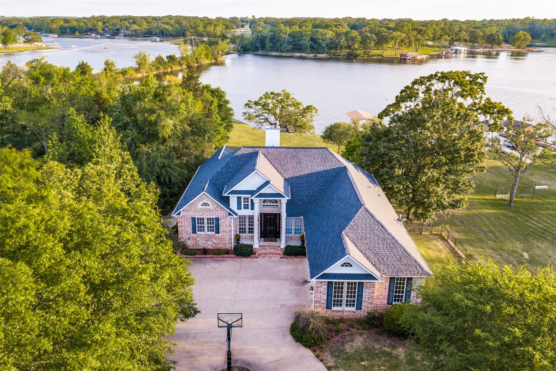 2300 Lakefront Shores Road Athens TX 75752