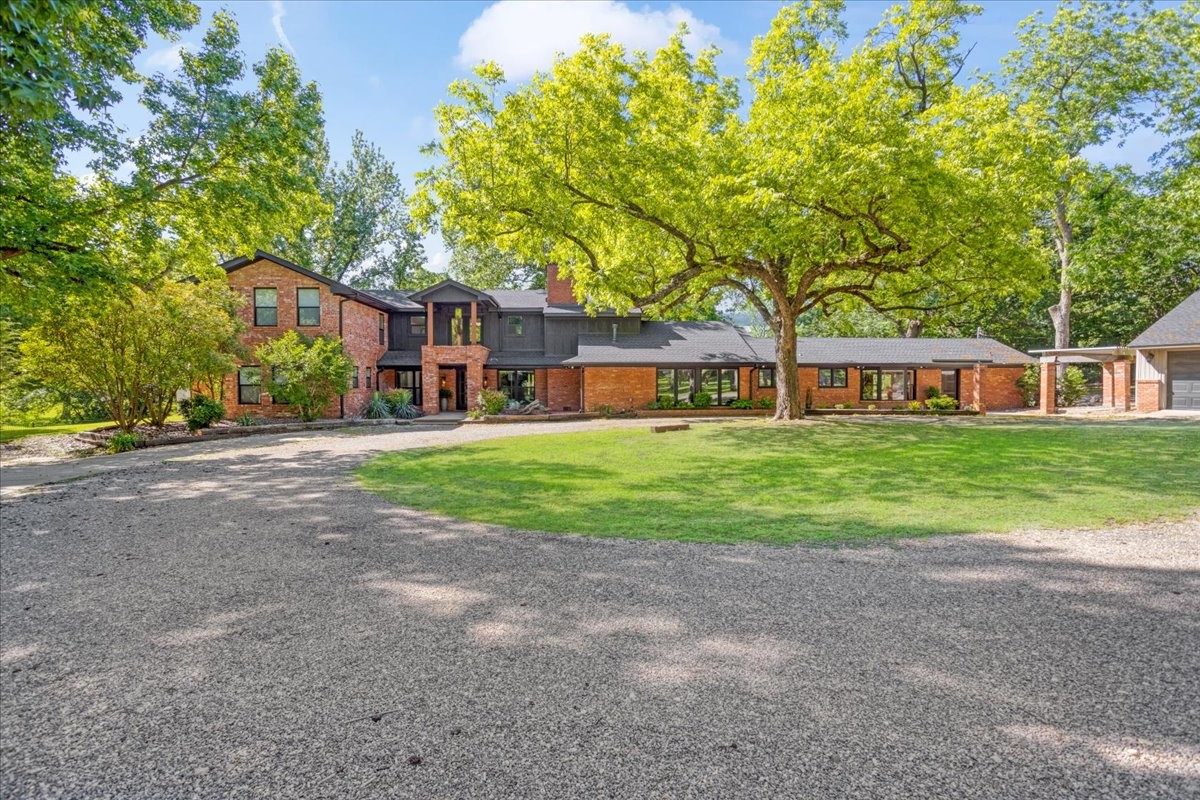 1000 Yorkshire Drive Sherman TX 75092
