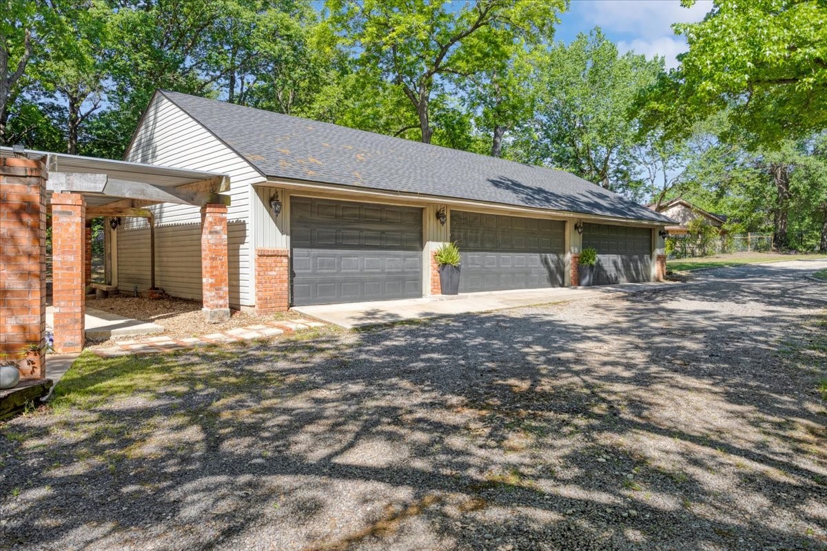 1000 Yorkshire Drive Sherman TX 75092