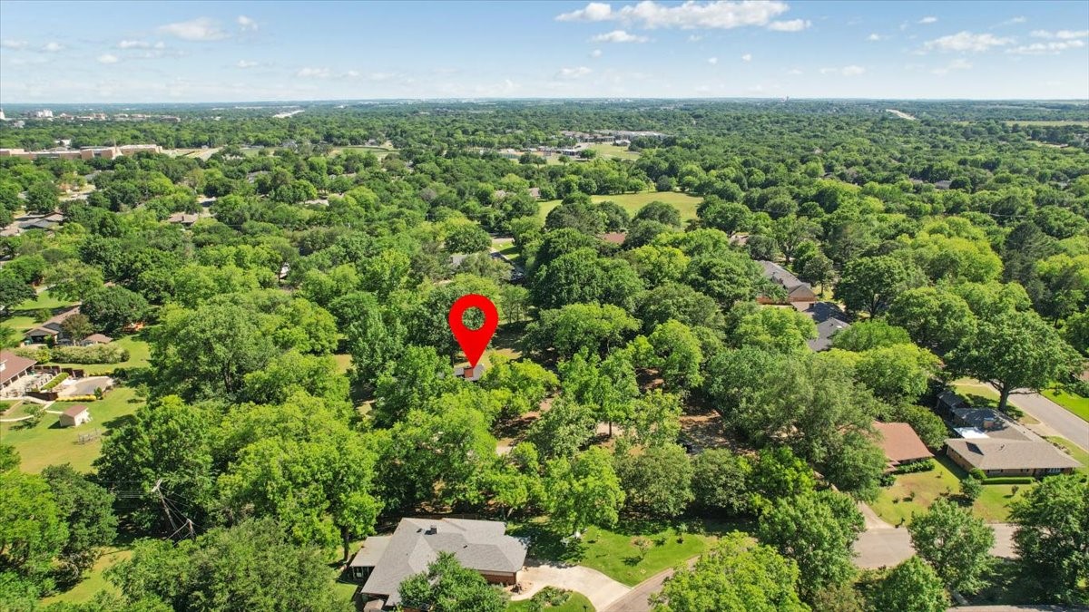 1000 Yorkshire Drive Sherman TX 75092