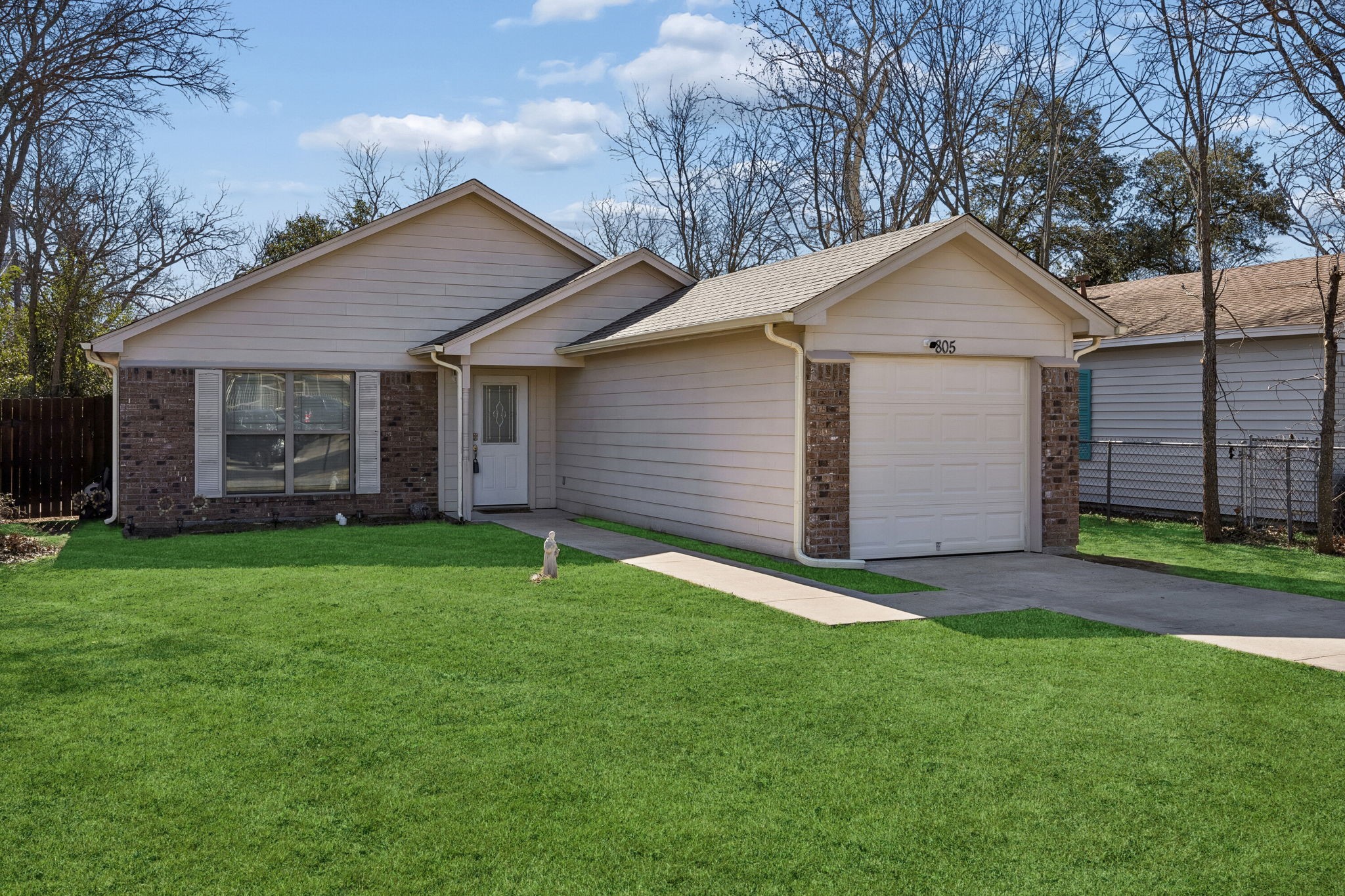 805 Phillips Street Cleburne TX 76033