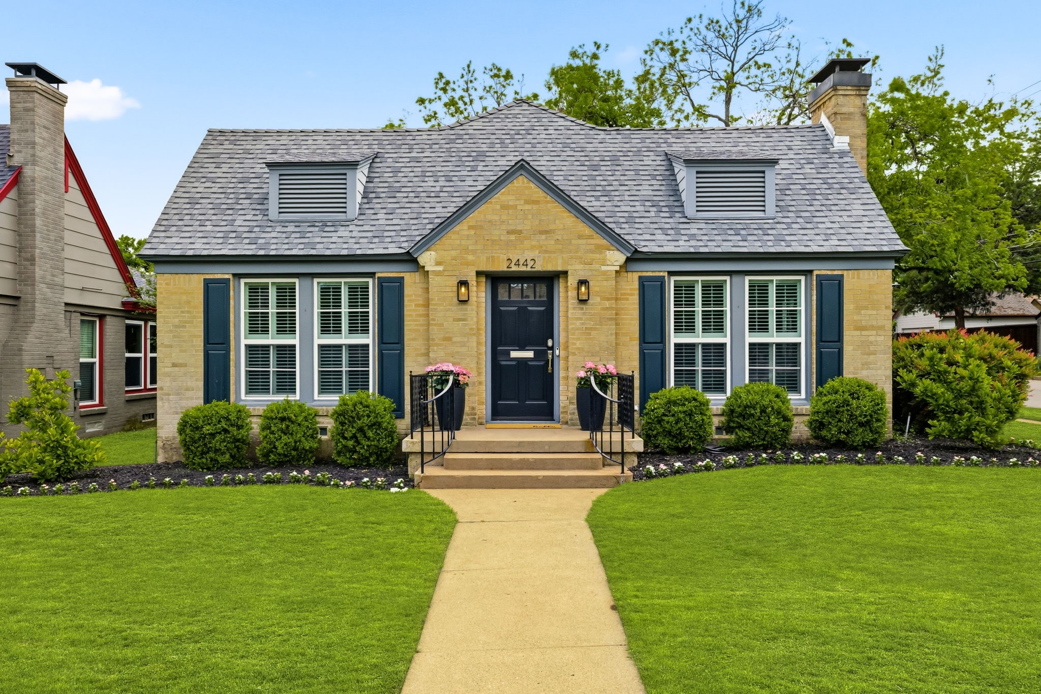 2442 Marvin Avenue Dallas TX 75211
