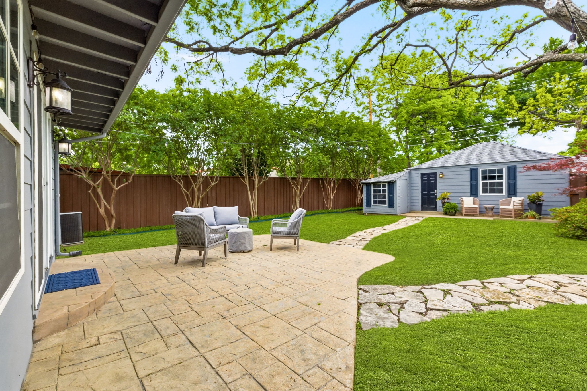 2442 Marvin Avenue Dallas TX 75211