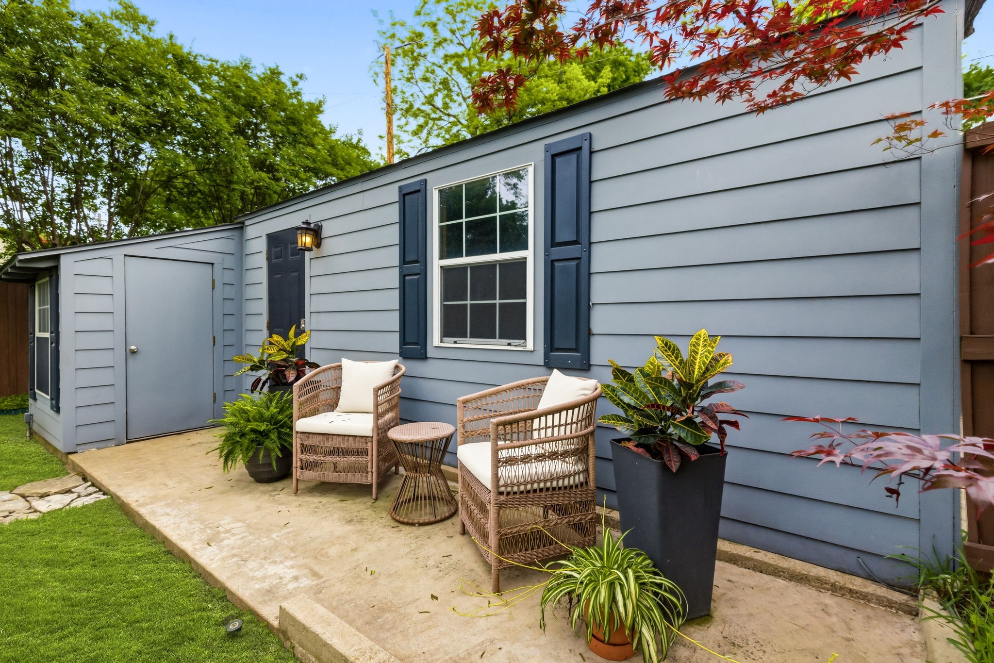 2442 Marvin Avenue Dallas TX 75211
