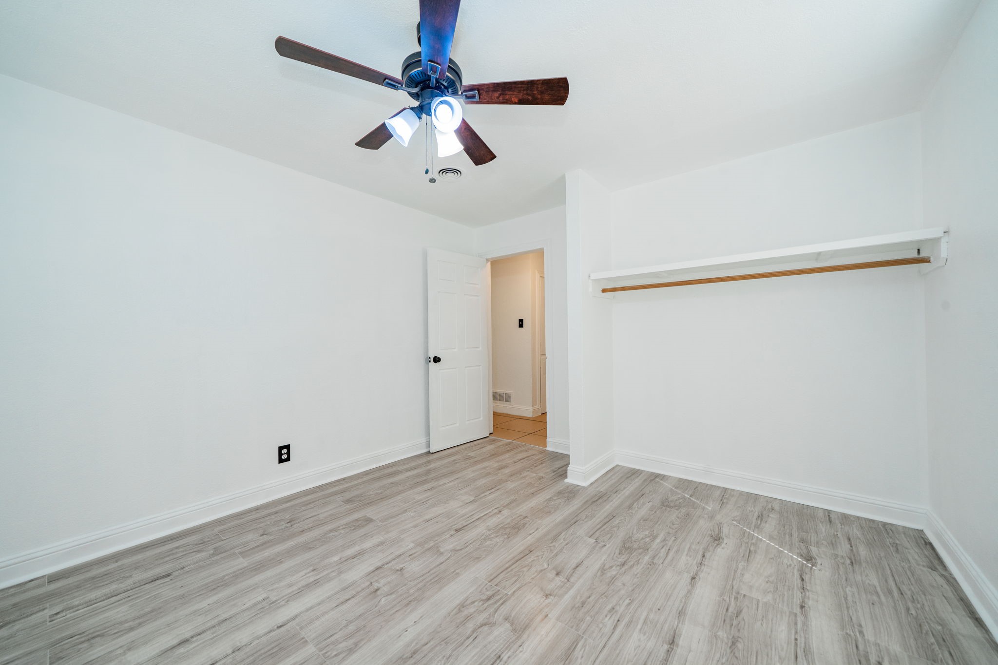 1802 Las Cruces Lane Dallas TX 75217