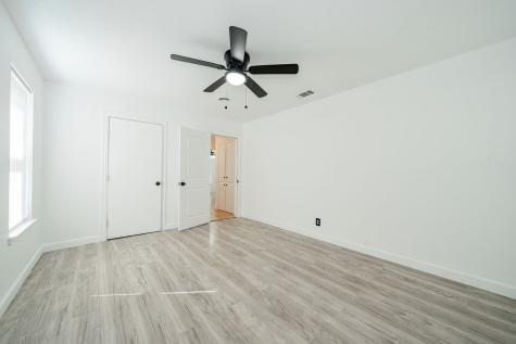 1802 Las Cruces Lane Dallas TX 75217