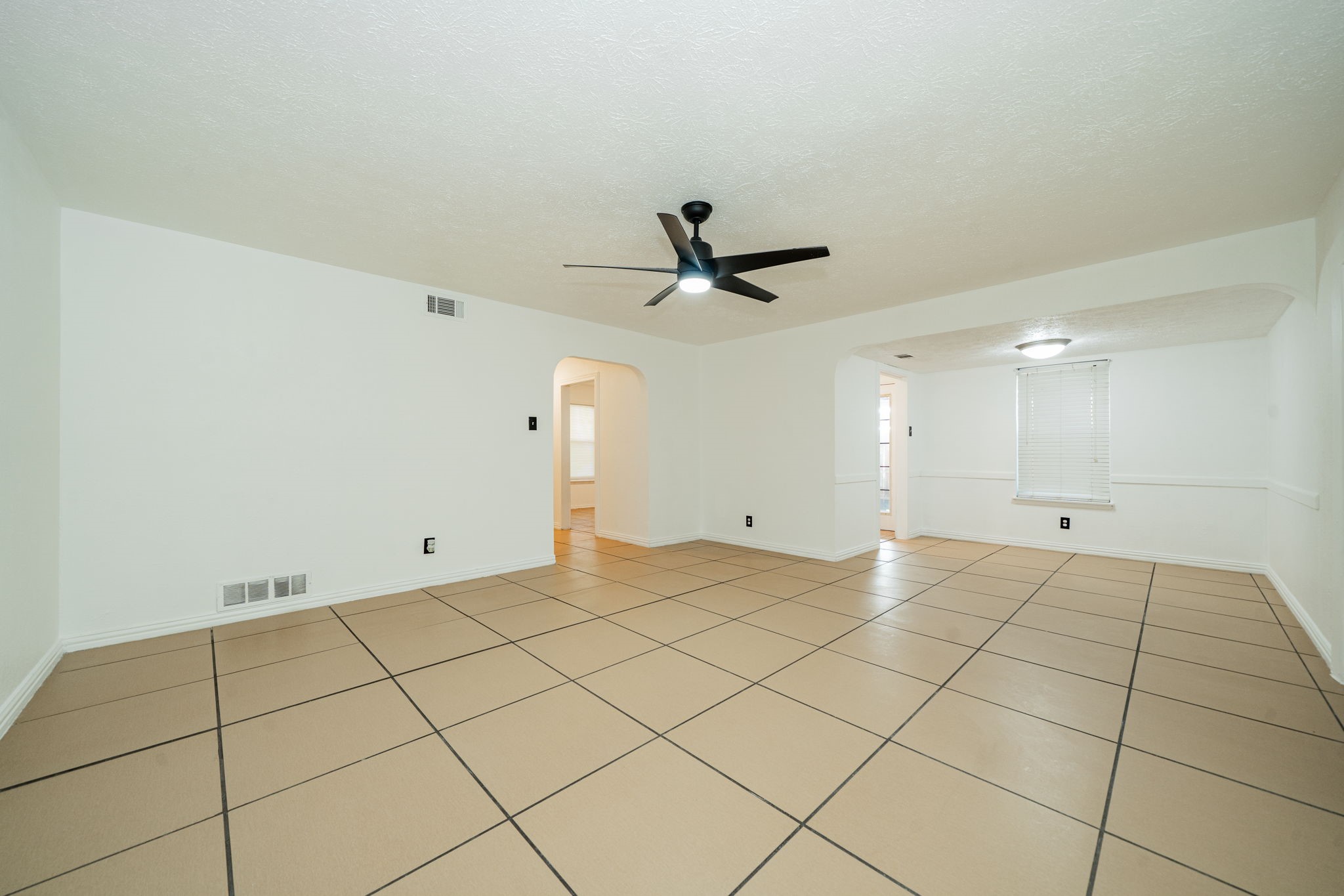 1802 Las Cruces Lane Dallas TX 75217