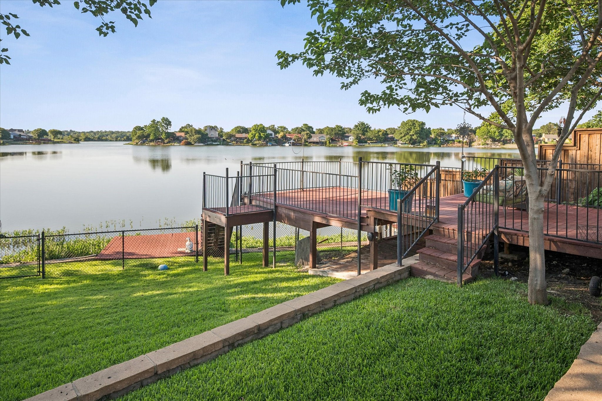 1303 Lakeshore Drive Irving TX 75060