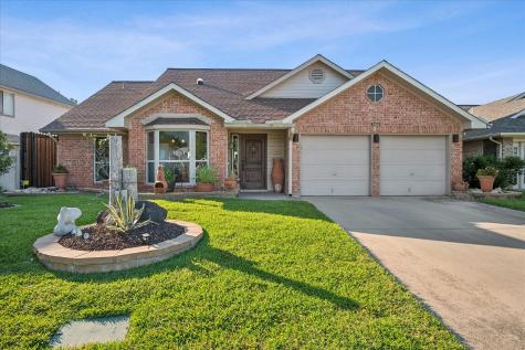 1303 Lakeshore Drive Irving TX 75060