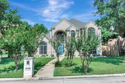 1039 Clubhouse Drive Mansfield TX 76063