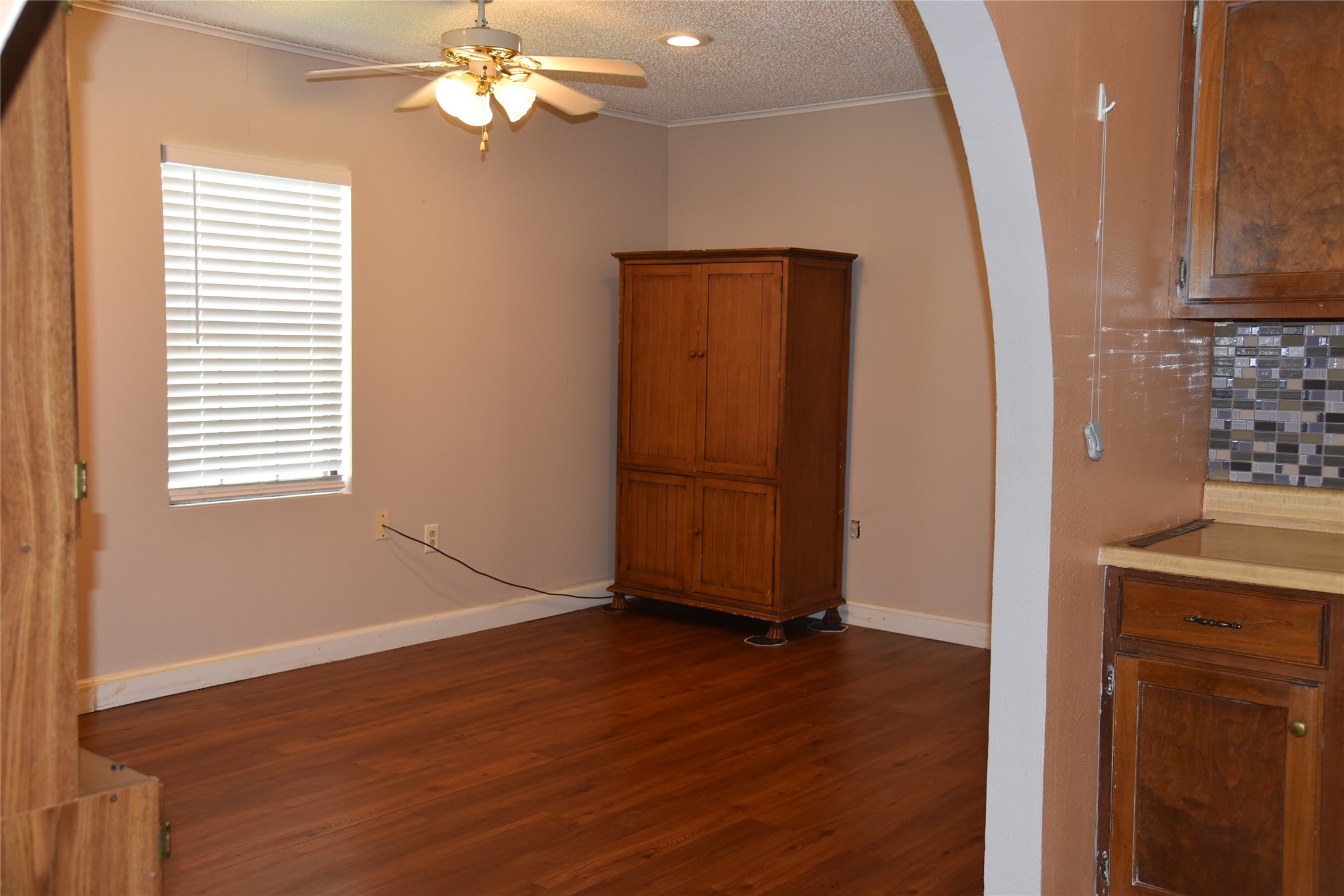 2521 W 5th Avenue Corsicana TX 75110