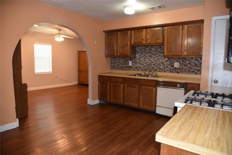 2521 W 5th Avenue Corsicana TX 75110