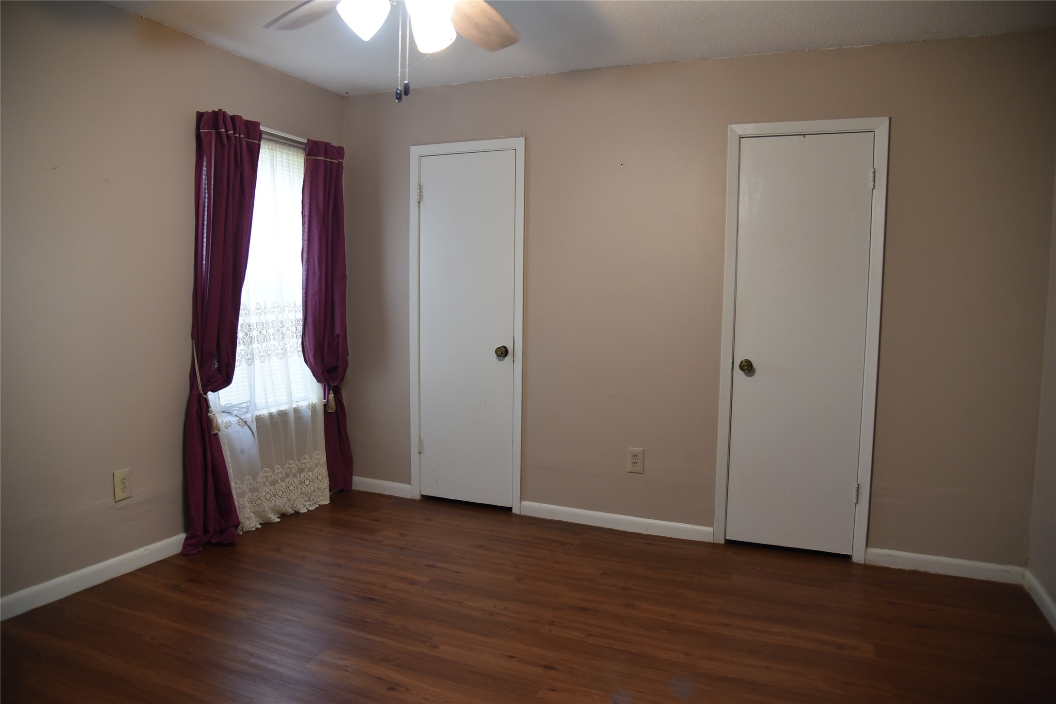 2521 W 5th Avenue Corsicana TX 75110