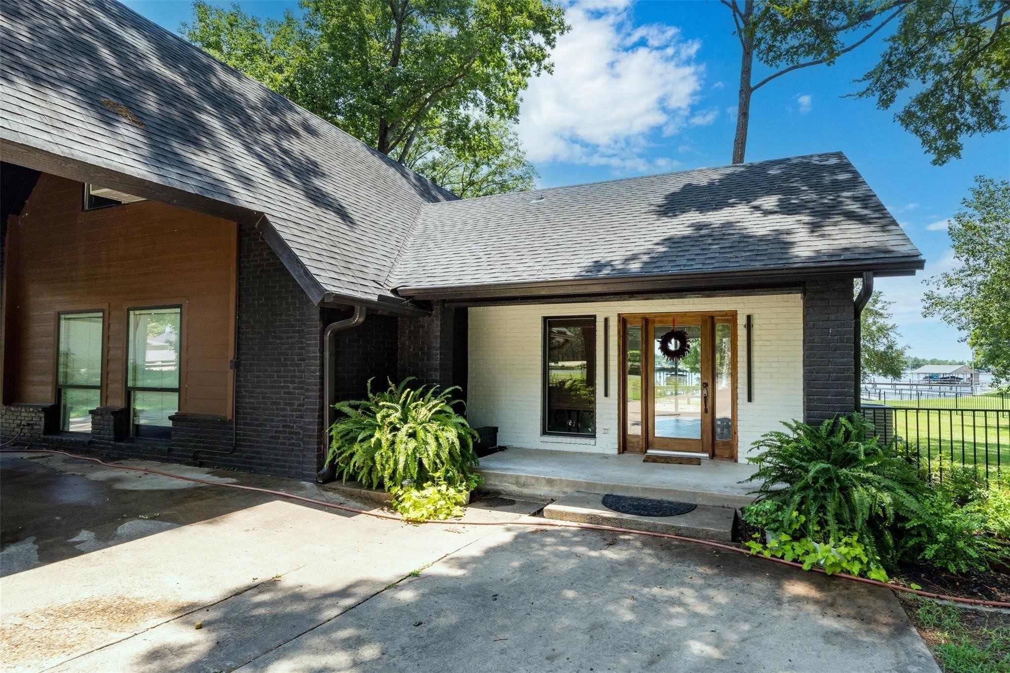 162 Lake Drive Enchanted Oaks TX 75156