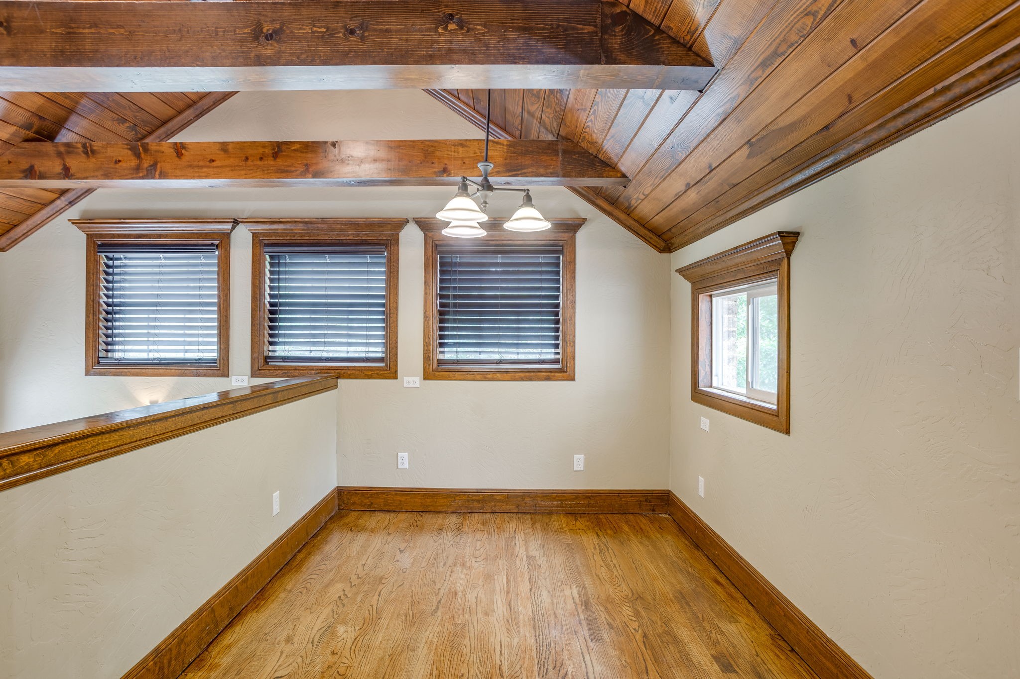 1480 Fox Lane Burleson TX 76028