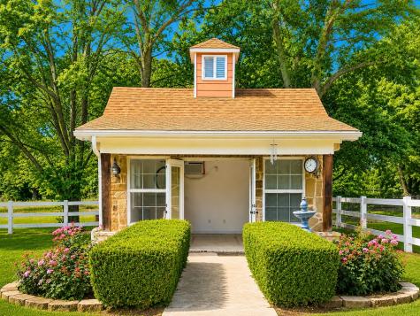 1480 Fox Lane Burleson TX 76028