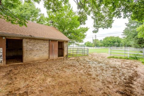 1480 Fox Lane Burleson TX 76028