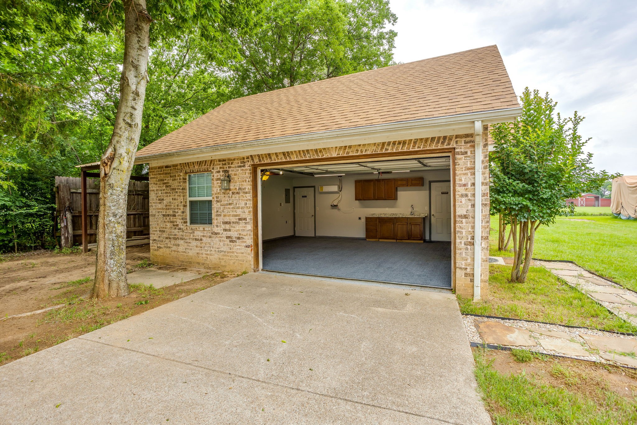 1480 Fox Lane Burleson TX 76028