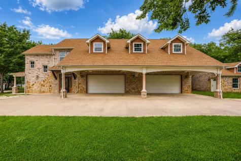 1480 Fox Lane Burleson TX 76028