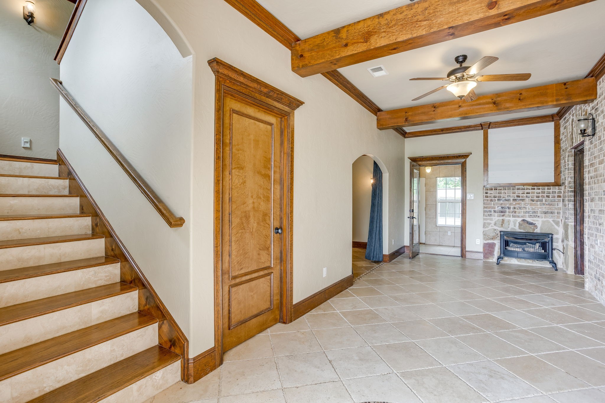 1480 Fox Lane Burleson TX 76028