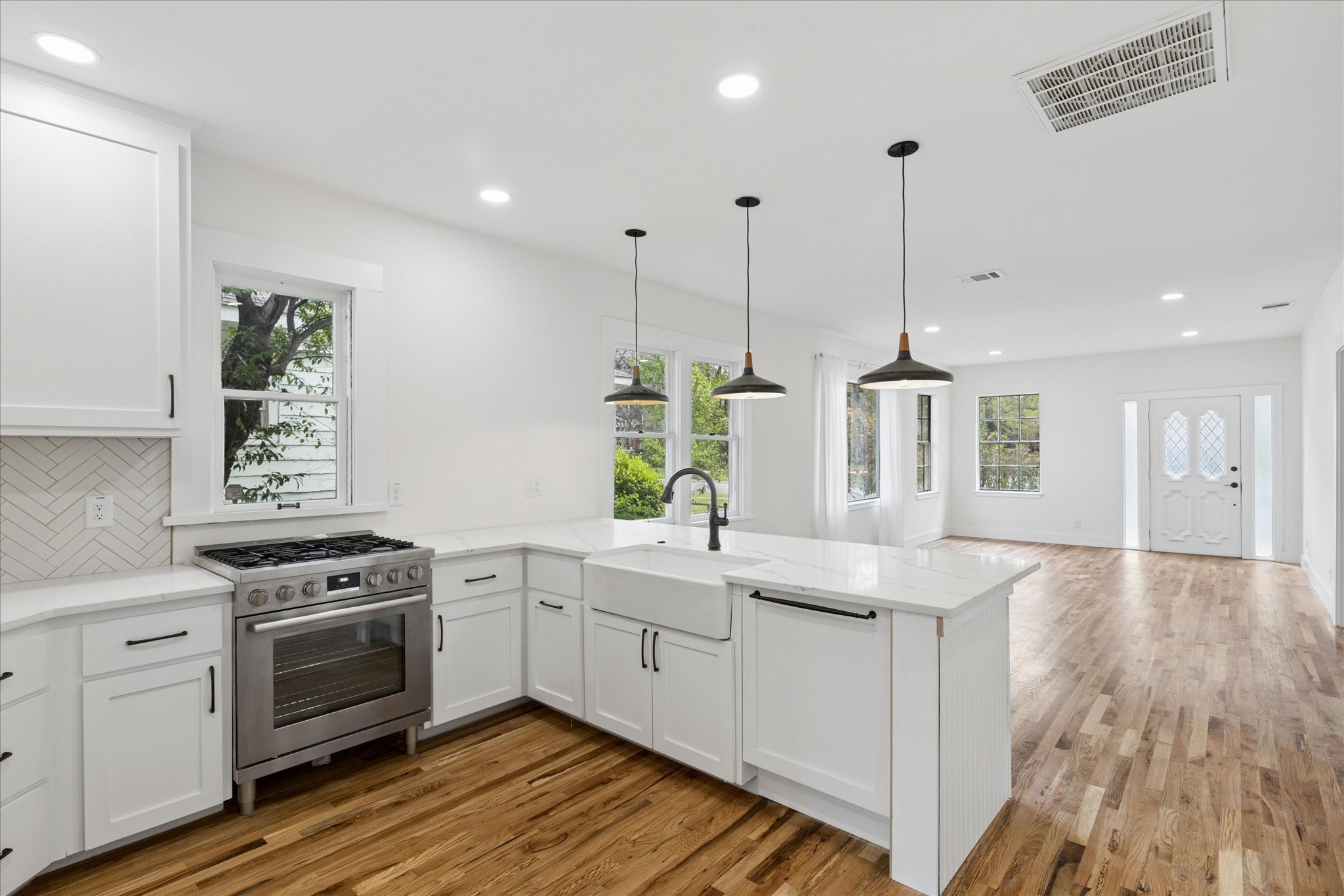 2250 Lipscomb Street Fort Worth TX 76110