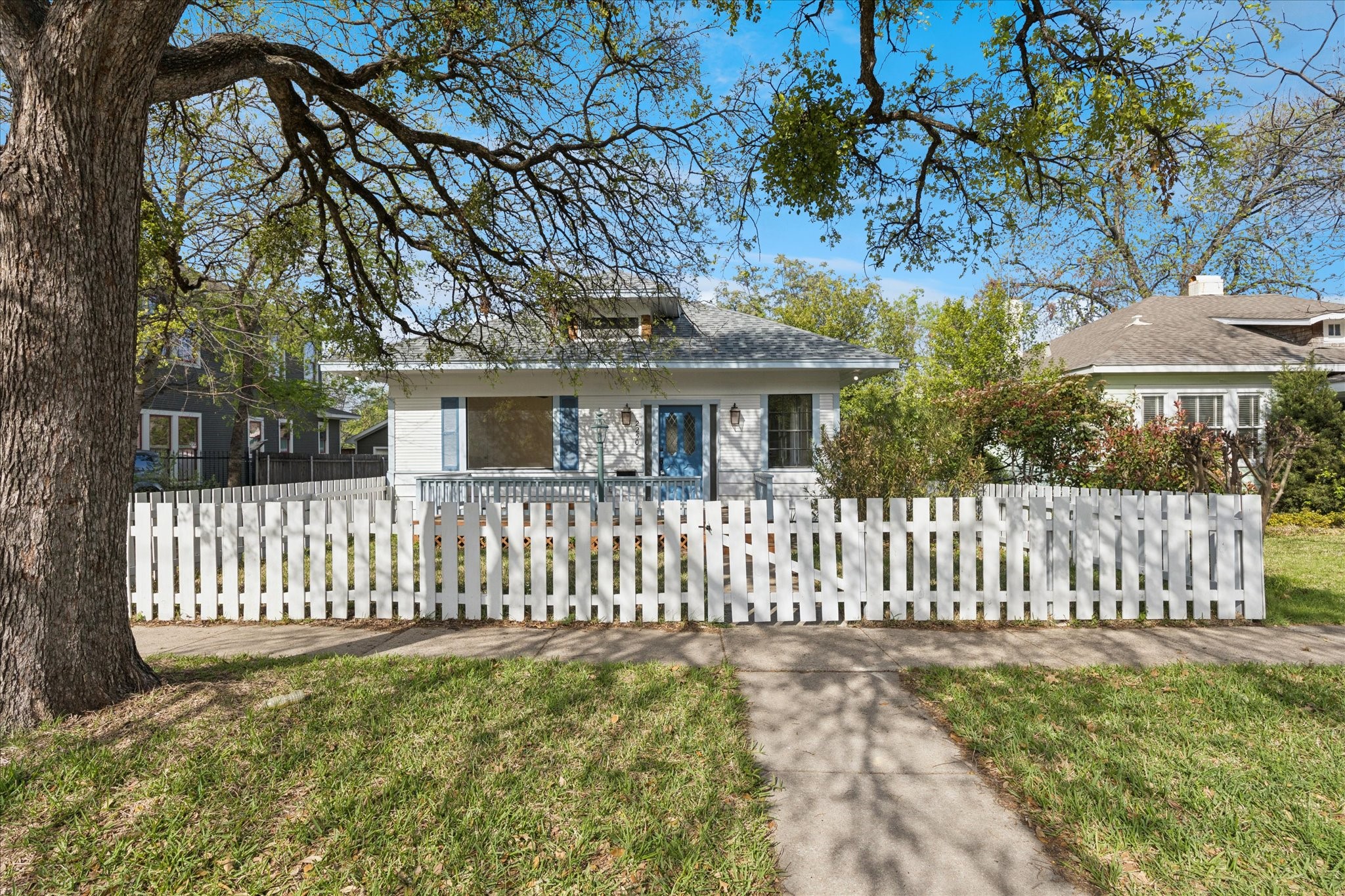 2250 Lipscomb Street Fort Worth TX 76110