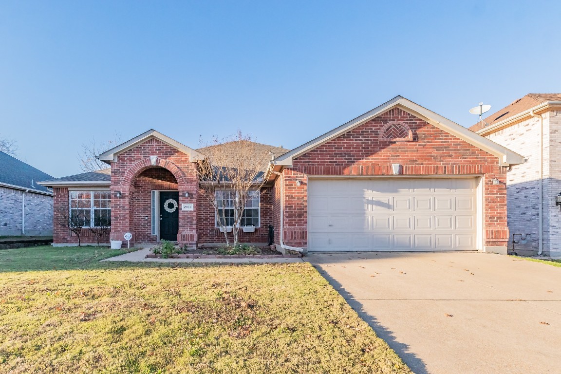 2109 Sandstone Court Mansfield TX 76063